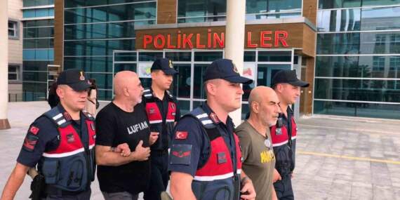 Ezel Akay serbest bırakıldı, kardeşi tutuklandı
