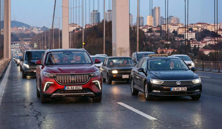 Bir zamanlar parmakla gösteriliyordu: Şimdi yollarda yüz binleri aşarak rekora koşuyor