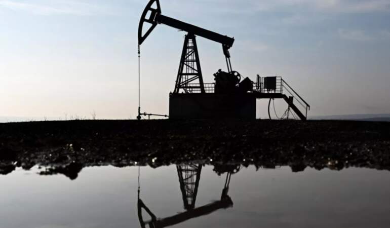 Brent petrol 100 doların üzerinde