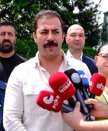 Eskişehir’deki 14 ilçe başkanı Yeni Parti’ye geçiyor