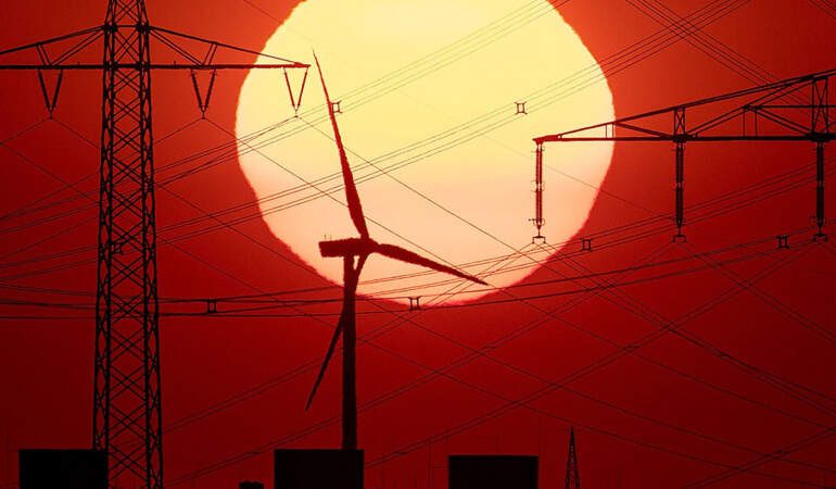 Elektrik üretiminde tarihi eşik: Yenilenebilir enerjinin toplam üretimdeki payı yüzde 45,5’e ulaştı