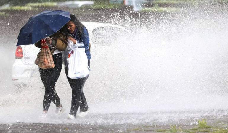 Meteoroloji’den 5 il için kuvvetli yağış uyarısı: Sel ve heyelan riski