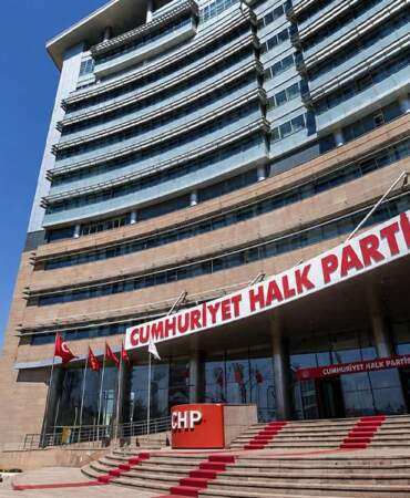 264 eski milletvekili CHP’den istifa etti