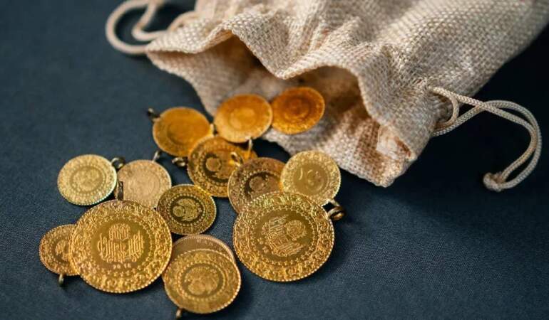 Commerzbank altın tahminini indirdi: Yıl sonu hedefi 4 bin 500 dolar