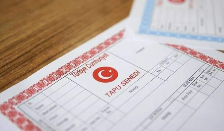 Yargıtay karar verdi: Bakım yükümlülüğünü yerine getirmeyen torun tapuyu kaybetti