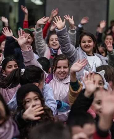 Veliler ve öğrenciler dikkat! MEB yeni yönetmeliği açıkladı: Belirlenen kurallara uymayanlar belge alamayacak