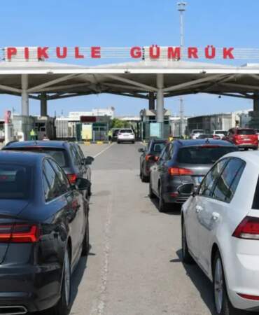 Yabancı plakalı araçlar için yeni düzenleme: Borcunu ödemeyen sınırdan geçemeyecek