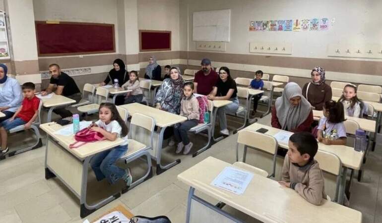 MEB’den yeni dönem kararı: Artık veliler de okula gidecek