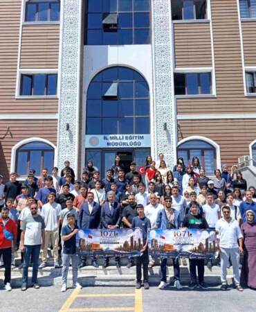 Ağrılı öğrenciler tarih gezisinde