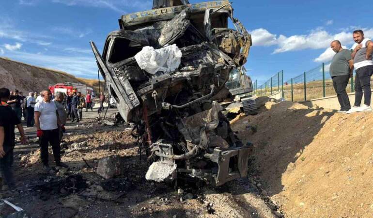 Ankara’da ABB’ye ait kamyon kaza yaptı: 2 işçi hayatını kaybetti