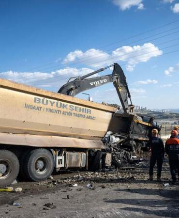 Ankara’da Trafik Kazası: 2 Ölü