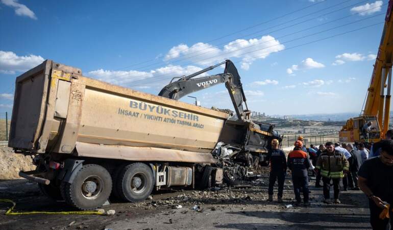 Ankara’da Trafik Kazası: 2 Ölü