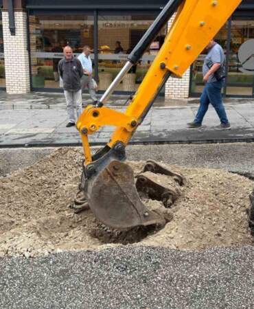 Ankara’da Sağanak Yağış Yol Çökmesine Neden Oldu