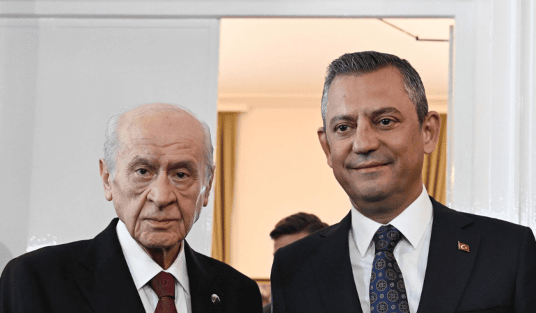 Bahçeli’den Özel’e Tebrik Telefonu: ‘Hayırlısı Olsun’
