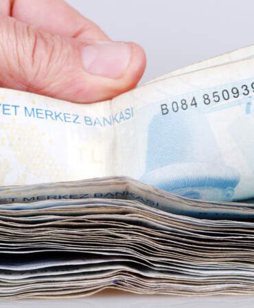 Bakan Şimşek Duyurdu: TL Mevduatta 11 Yılın Rekoru Kırıldı