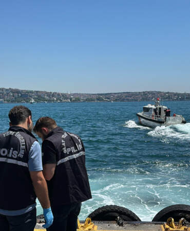 Beşiktaş’ta Denizde Kadın Cesedi Bulundu! Dehşeti Vapurdaki Yolcular Fark Etti