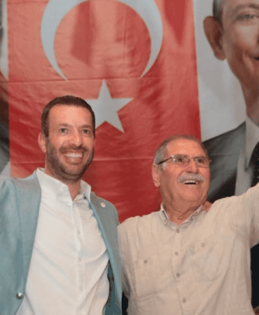 Ceyhan’da CHP’den Toplu İstifa: Belediye Başkanı Dahil Çok Sayıda Kişi YENİ Parti’ye Katıldı