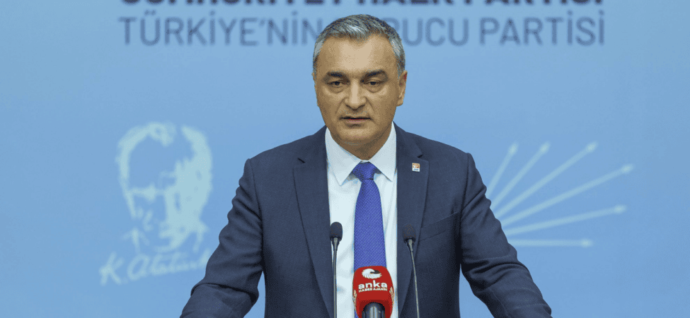 CHP’de MYK Sonrası Önemli Mesajlar: 4 İl Örgütü Feshedildi, Özel Cephesine ‘Koltukçu’ Çıkışı