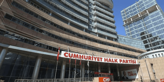 CHP’de YENİ Parti Atağı! İstanbul’da 33, Ankara’da 12 İlçe Başkanı Görevden Alındı