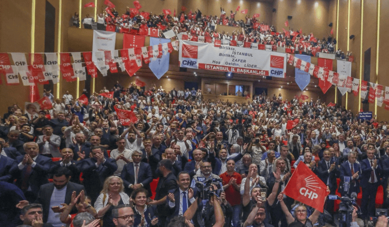 CHP’den ‘Figüran’ İddiasına Yalanlama: Hukuki Süreç Başlatılacak