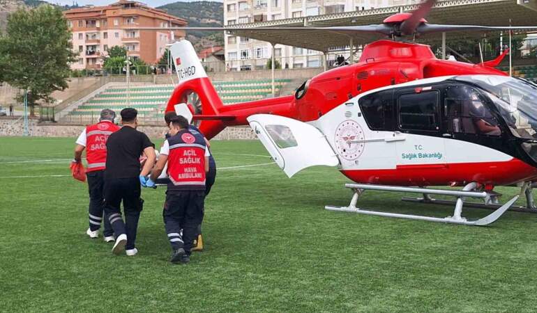 Kapıya Sıkışan Çocuğun Parmağı Koptu
