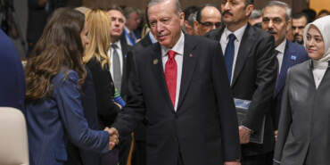 Cumhurbaşkanı Erdoğan NATO Zirvesi’nde Konuştu: ‘Savunma Kısıtlamaları Kalkmalı’