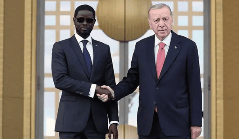 Cumhurbaşkanı Erdoğan, Senegal Cumhurbaşkanı Faye ile Görüştü: ‘Kazan-Kazan’ Vurgusu
