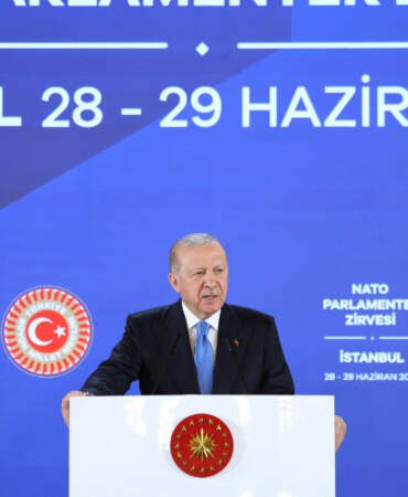 Cumhurbaşkanı Erdoğan’dan Kritik Açıklamalar: NATO Tarihi Bir Dönemeçten Geçiyor