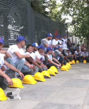 Madenciler Ödemeler İçin Eylemde