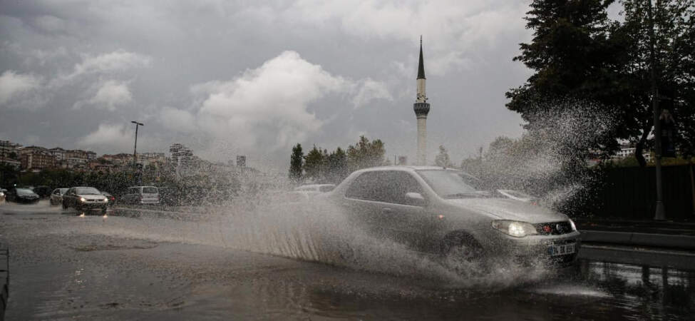 İstanbul İçin ‘Sarı’ Alarm! İçişleri Bakanlığı ve AKOM’dan Peş Peşe Sağanak Uyarısı