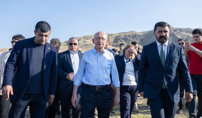Kılıçdaroğlu, Özgür Özel’in ‘Yeni Parti’ Kararı Hakkında İlk Kez Konuştu: CHP’nin İçindeki Tartışmalar Beni Hiç İlgilendirmiyor
