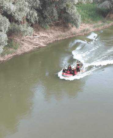 Kızılırmak’ta Yürek Yakan Olay: Oğlunu Kurtaran Baba Akıntıda Kayboldu