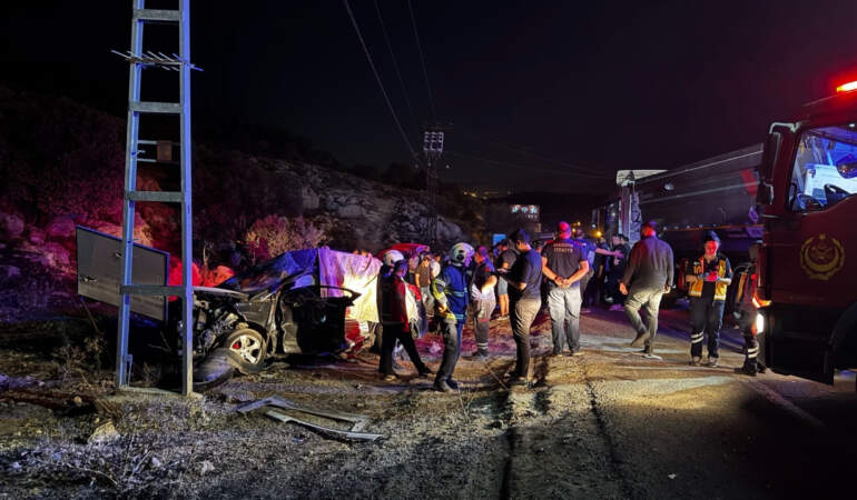 Mardin’de Feci Kaza: 2 Ölü, 6 Yaralı