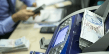 Meclis’ten Geçti: En Düşük Emekli Aylığı 23 bin 552 TL Oldu