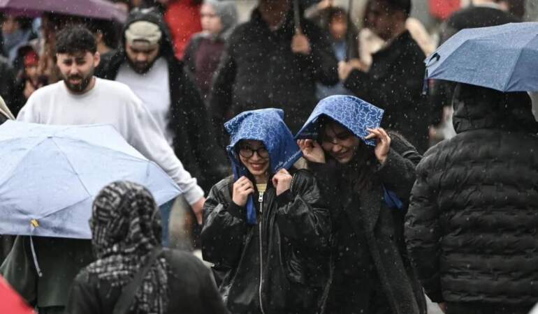İstanbullular dikkat! Sağanak yağış bu akşam başlıyor