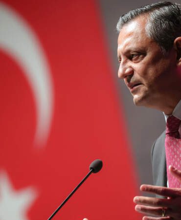 Özgür Özel’den ‘Yeni Parti’ Hamlesi: İşte Kuruluş Tarihi ve Milletvekili Sayısı