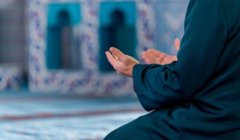 Sakarya’da Sahte İmam İddiası: Valilik Harekete Geçti, Müfettişler Görevlendirildi