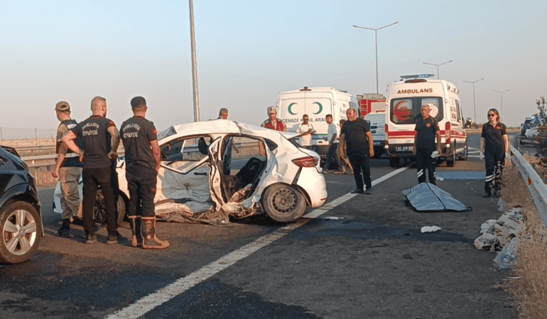 Şanlıurfa’da Feci Kaza! 2 Ölü, 8 Yaralı
