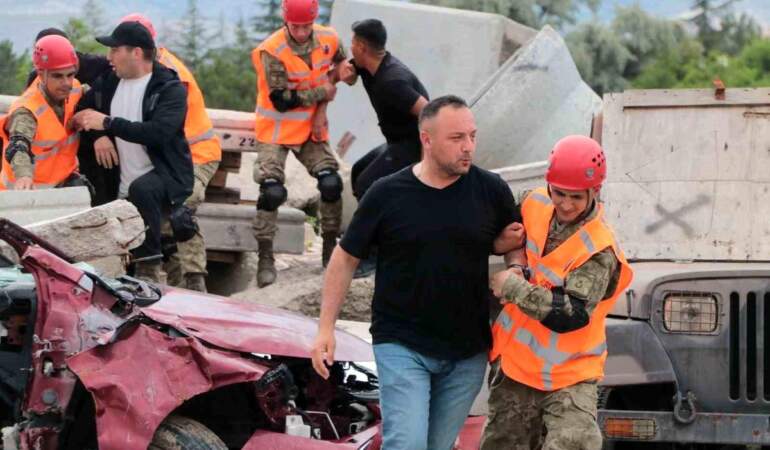 TSK’dan Ankara’da Kapsamlı İnsani Yardım Tatbikatı