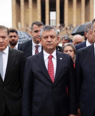 YENİ Parti’de İlk Durak Anıtkabir