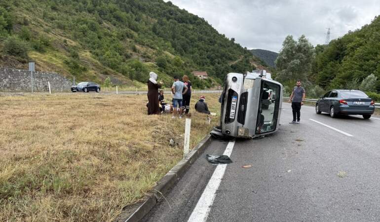 Zonguldak’ta Trafik Kazası: 3 Yaralı