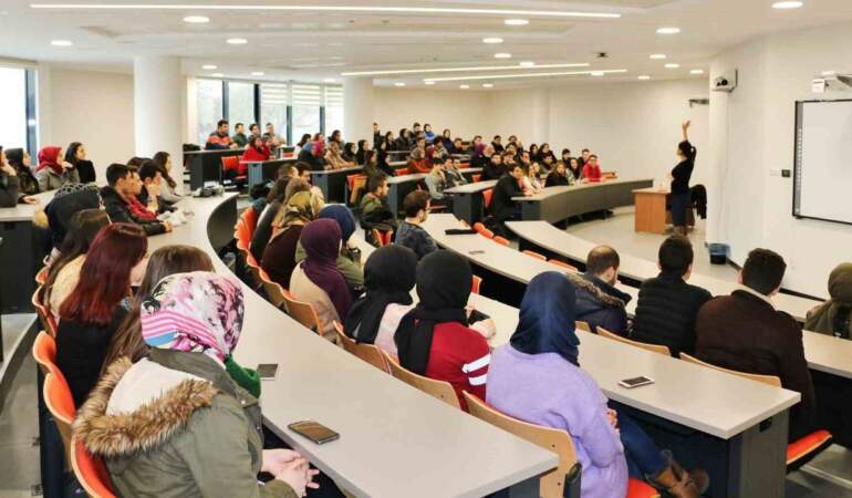 Üniversiteleri İle İlişiği Kesilenler Ve Kazandığı Programa Kayıt Yaptıramayanlar 9 Aralık’a Kadar Başvuru Yapabilecek