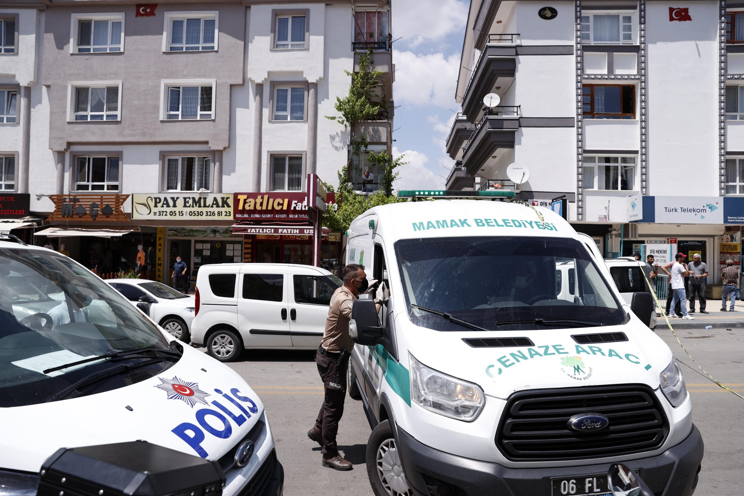 Ankara’da kızı ile iki torununu öldürdüğü iddia edilen anneanne intihar girişiminde bulundu