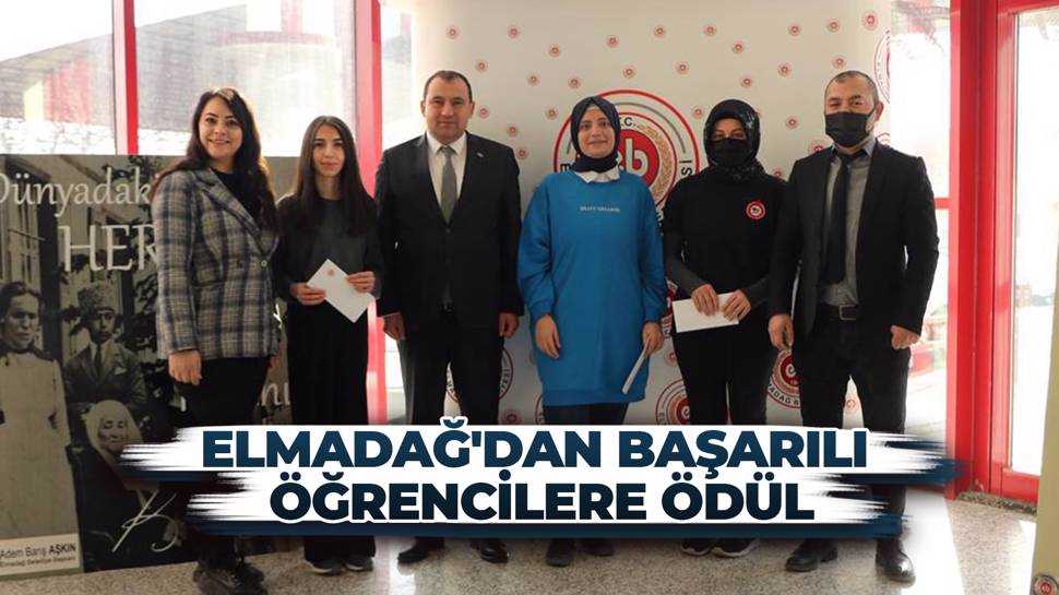 Elmadağ’da Deneme Sınavında Dereceye Giren Öğrencilere Ödül Verildi