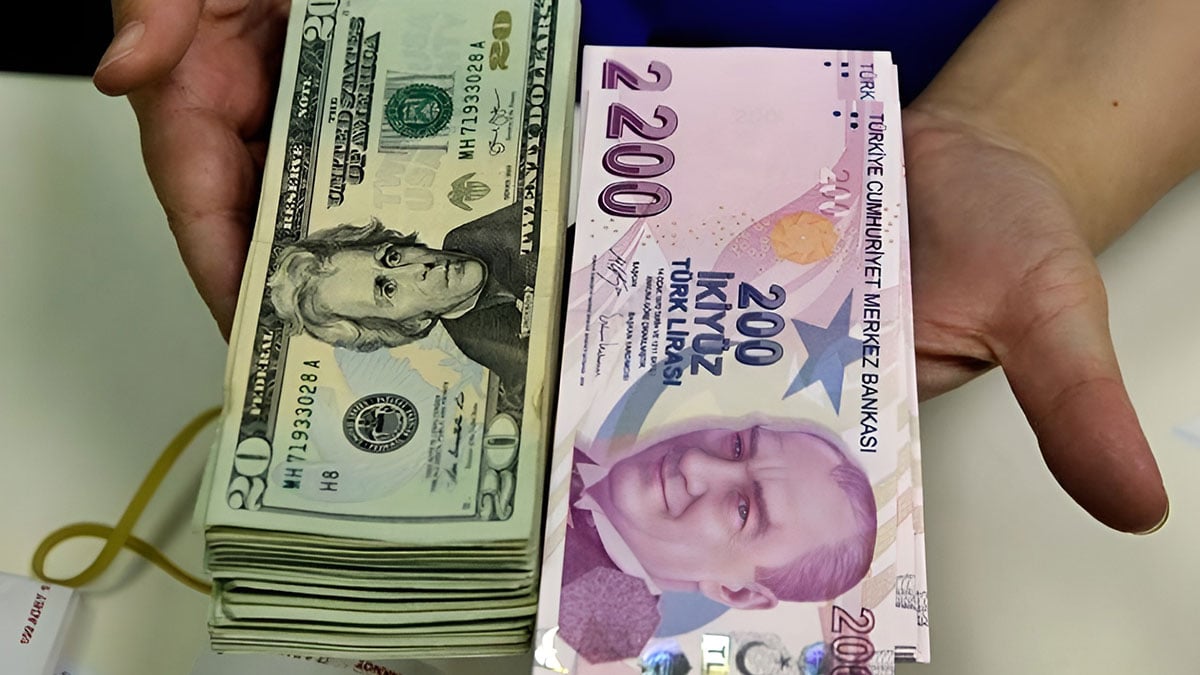 Elinde dolar olanlar ve dolar alacaklar, bu tarihi bekleyin! Uzman isim dolar/TL kurunun geleceği noktayı açıkladı