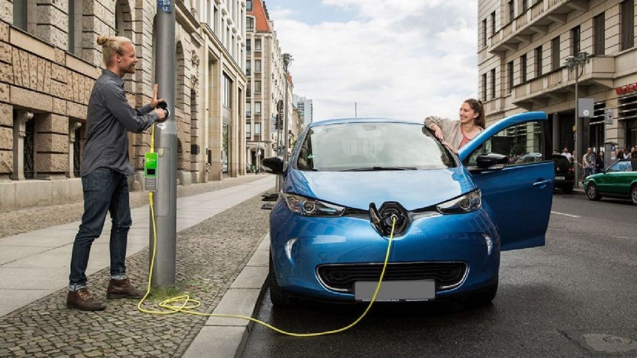 Elektrikli otomobillerde şarj sorunu böyle çözülecek