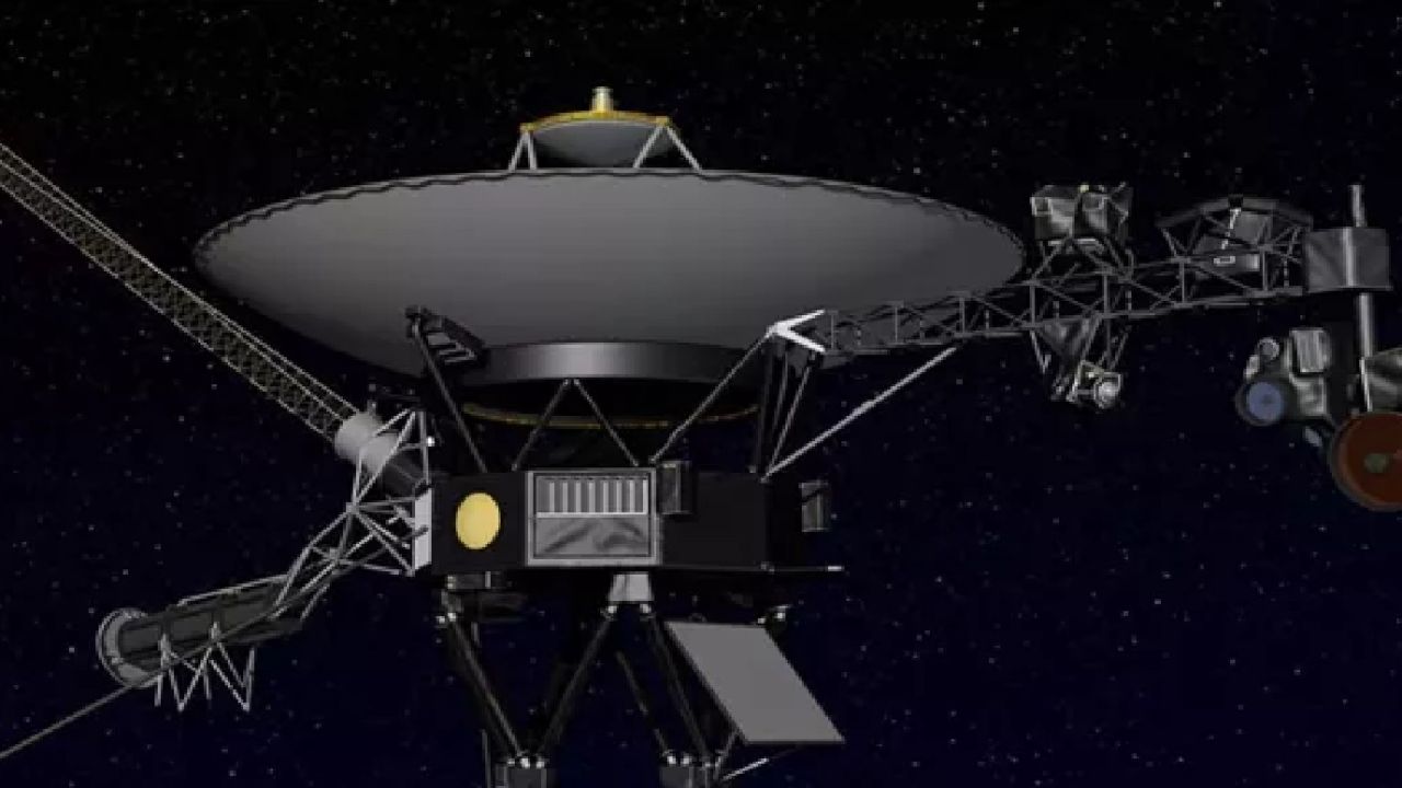 Voyager 2 uzay aracından beklenen sinyal geldi