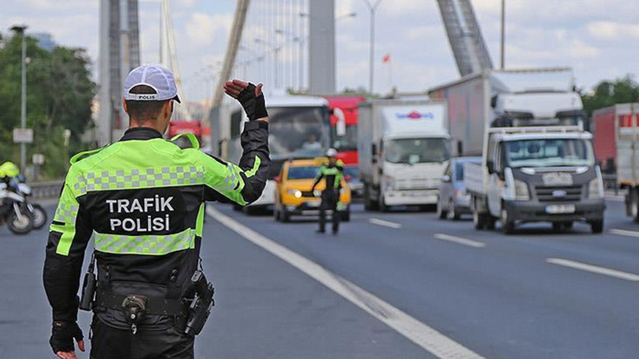 Arabası olanlar dikkat! Trafiğe çıkmadan önce plakanızı kontrol edin: Plakası bu şekilde olanlara 1.670 TL ceza verilecek