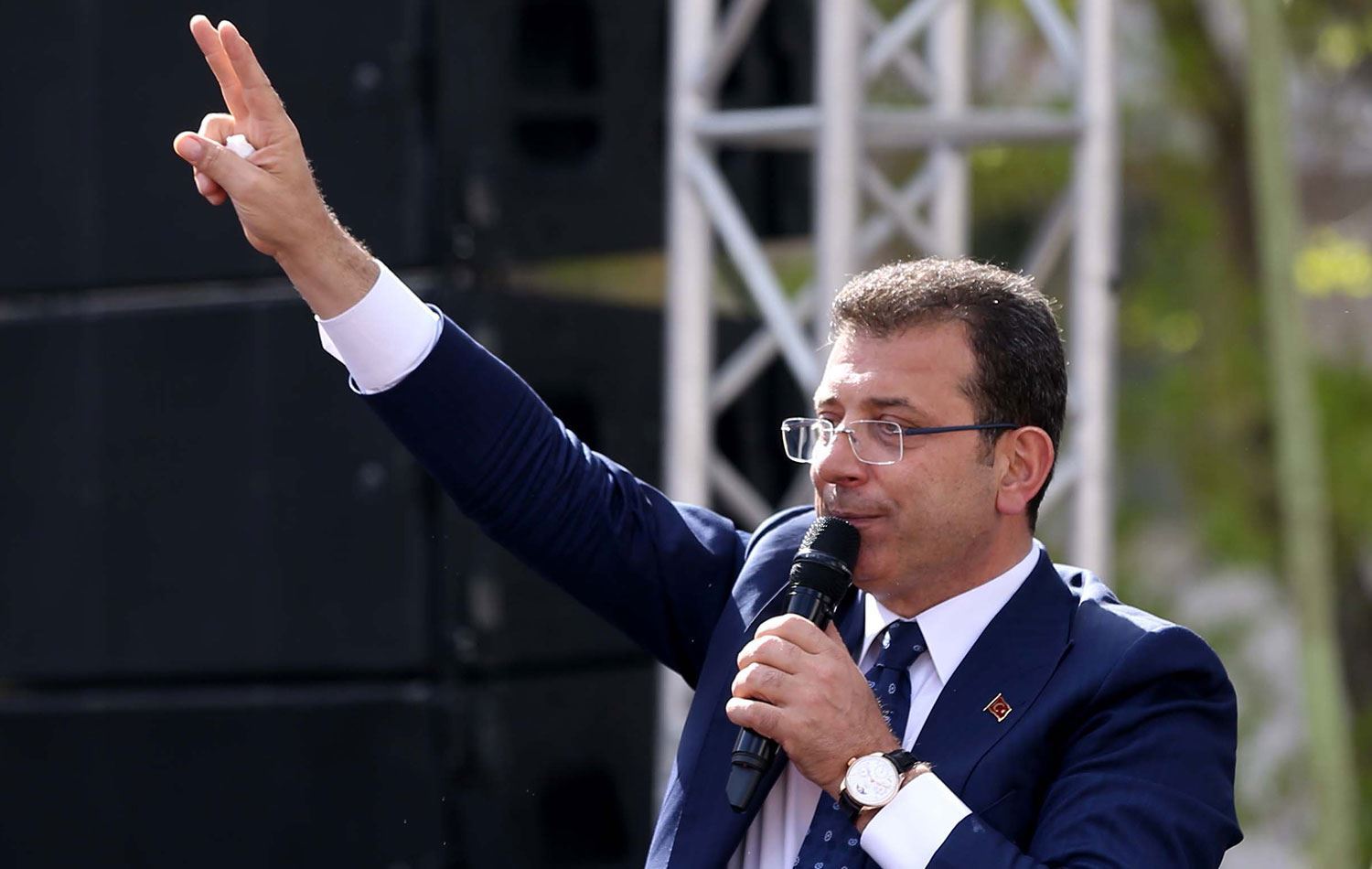 Ekrem İmamoğlu’nun Kader Kilitlenmesi: Genel Başkanlık mı, İstanbul mu?