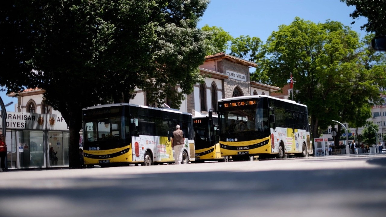 Afyonkarahisar’da halk otobüsü ücretlerine yüzde 81 zam geldi